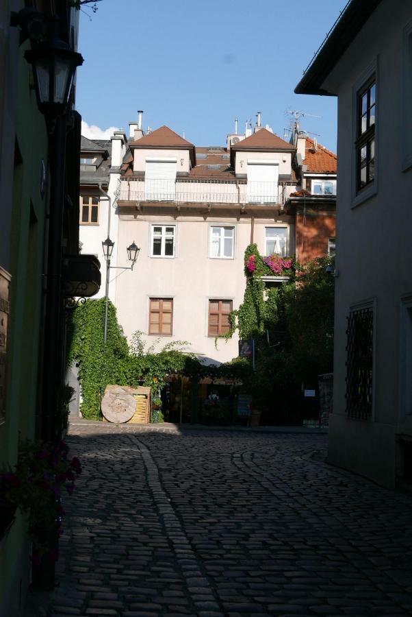 Sunflower Apartment Krasków Exterior foto