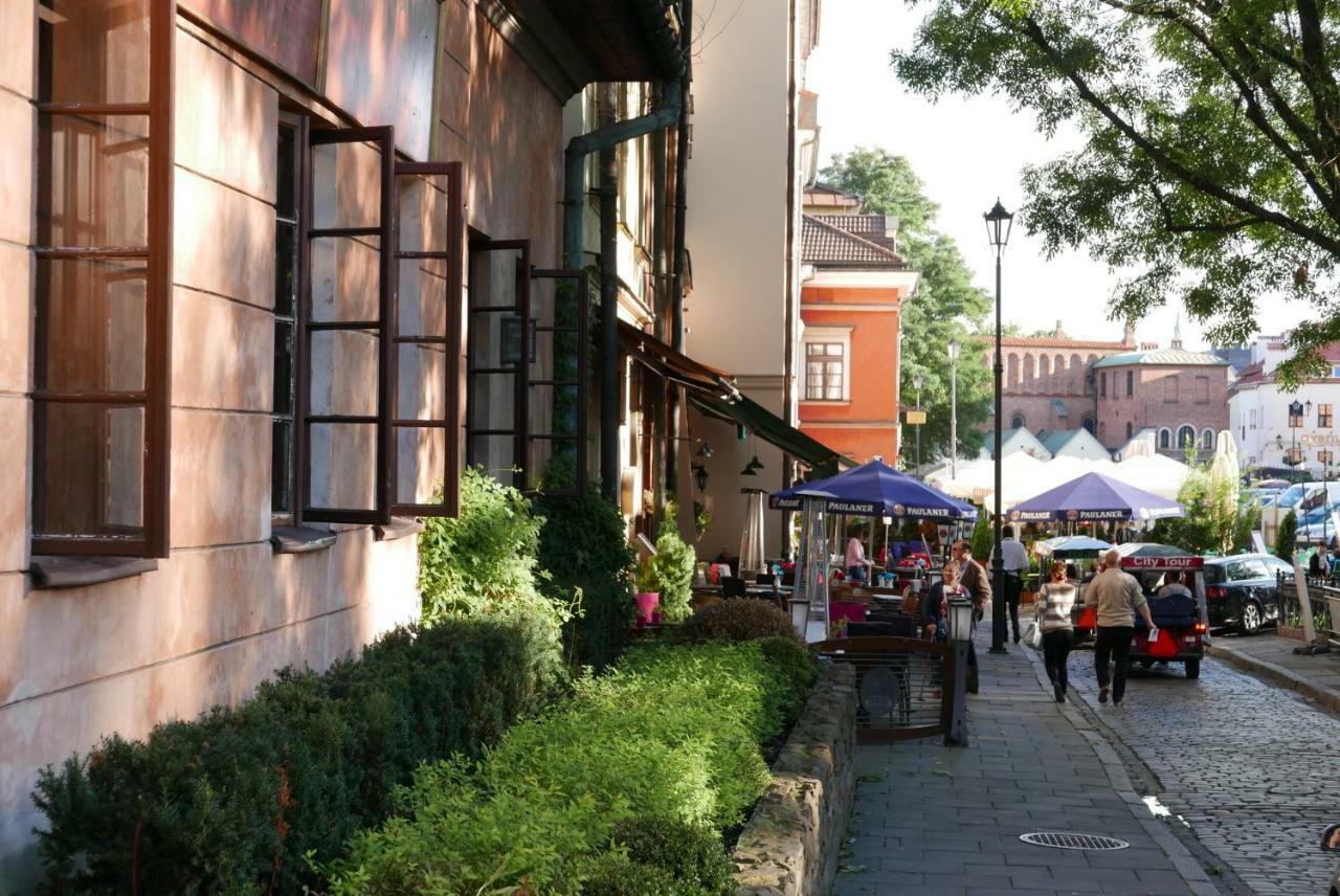 Sunflower Apartment Krasków Exterior foto